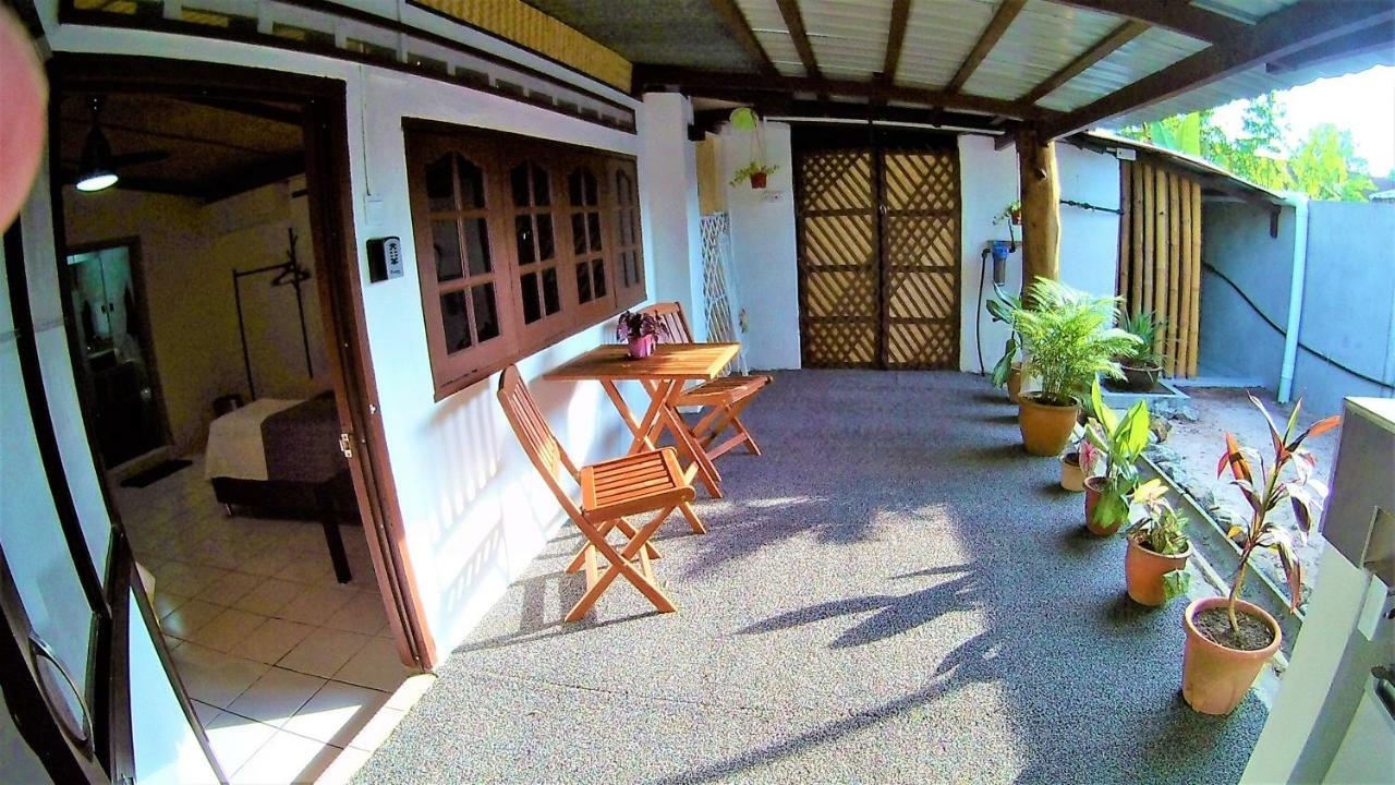 Sabandy Guesthouse Kuah Exterior foto
