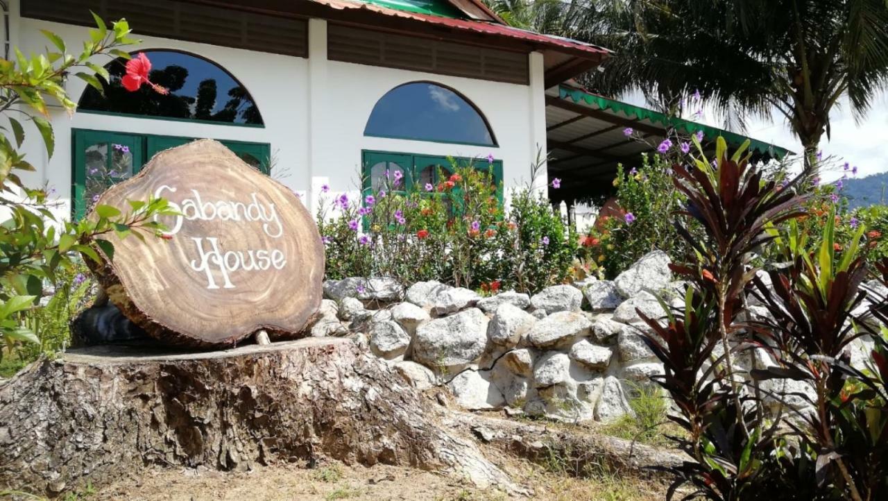 Sabandy Guesthouse Kuah Exterior foto